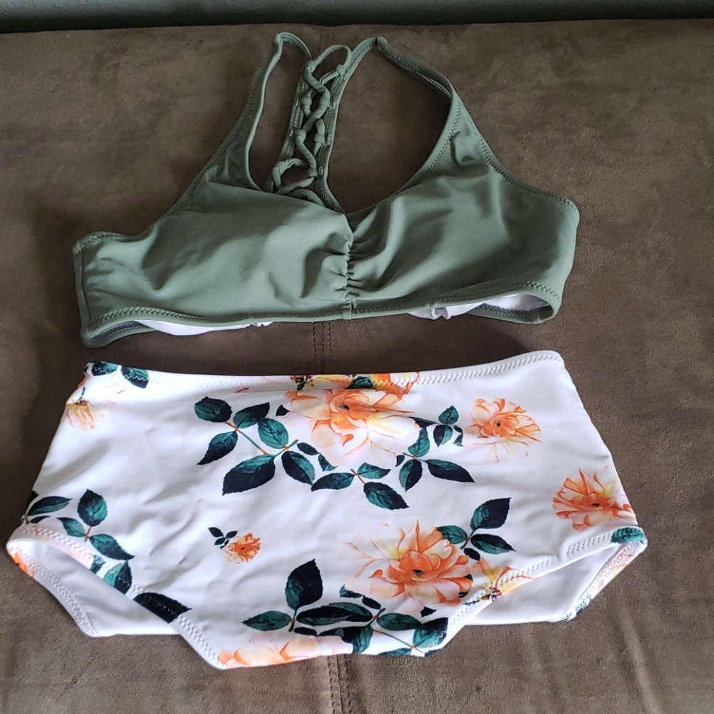 Swim suit